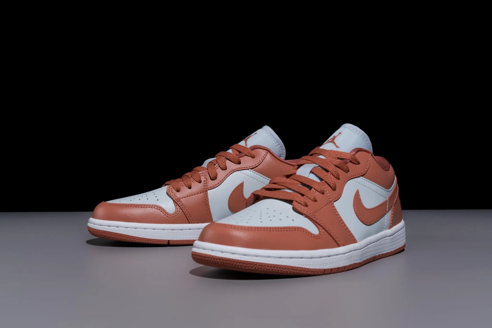 Air Jordan 1 Low WMNS 'Sky J Orange'