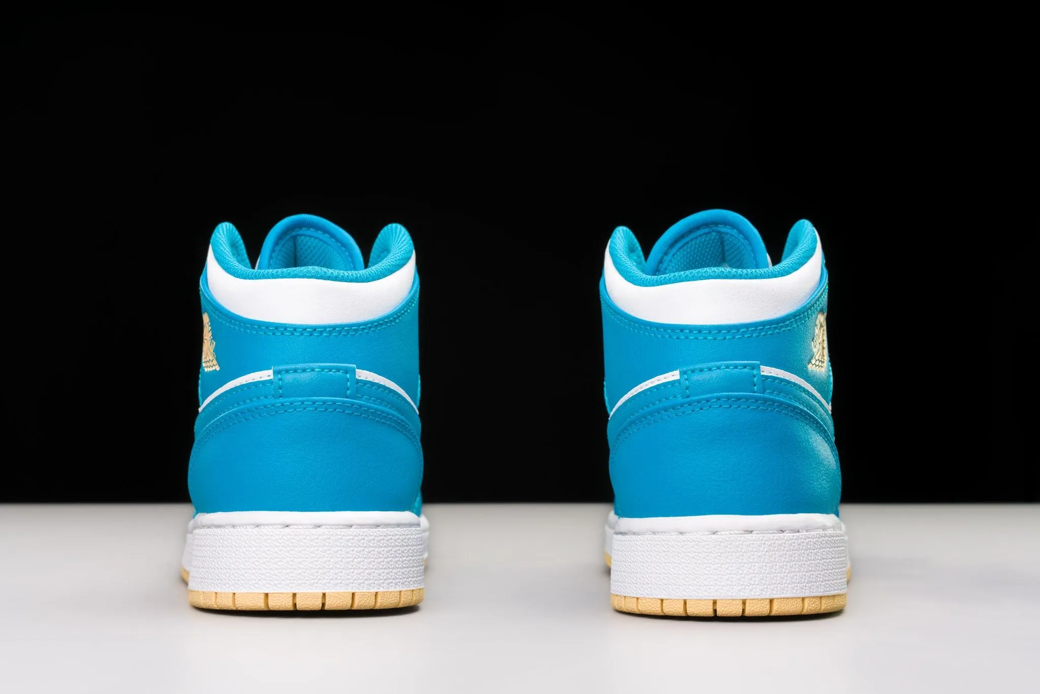 Air Jordan 1 Mid Aquatone (GS)