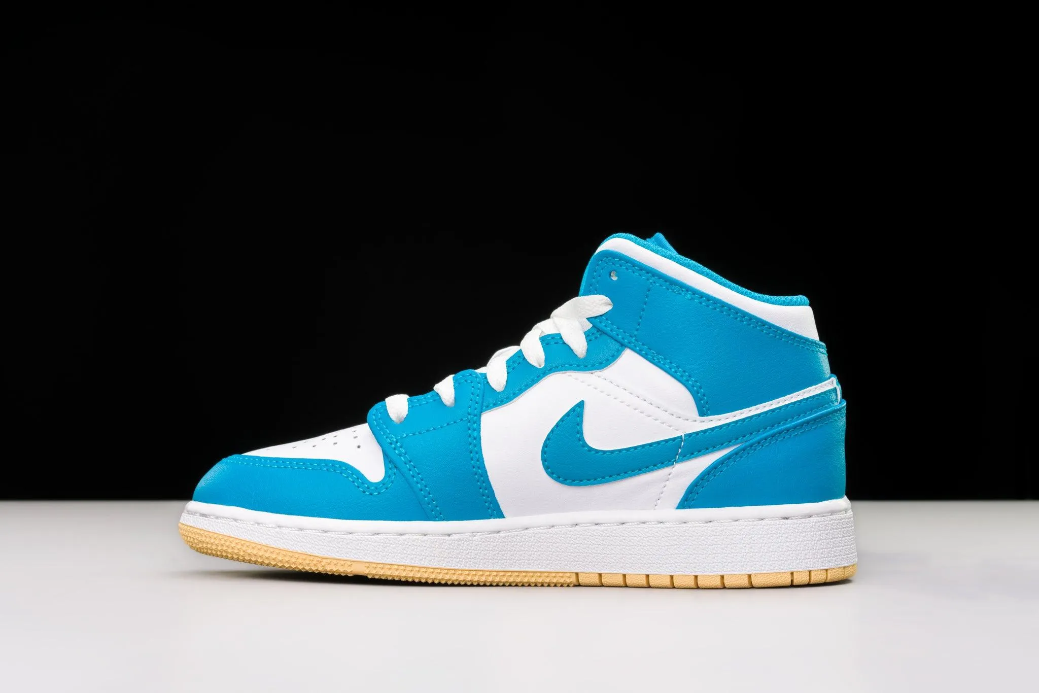 Air Jordan 1 Mid Aquatone (GS)