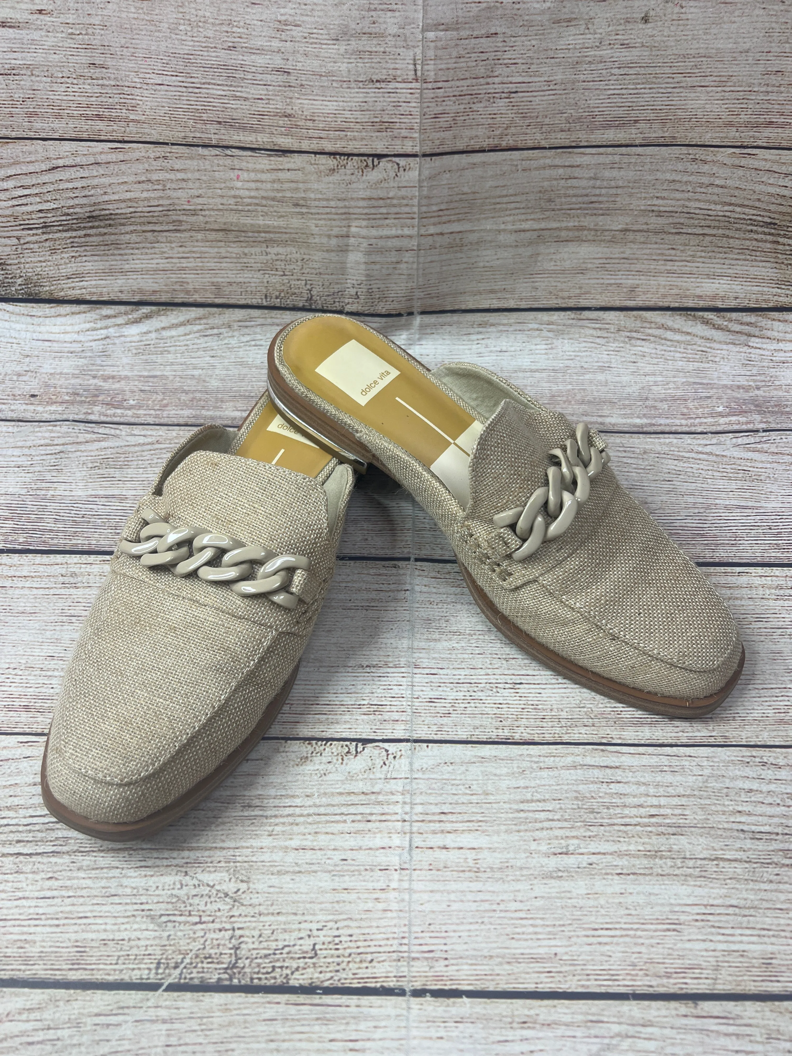 Beige Shoes Flats Dolce Vita, Size 6.5