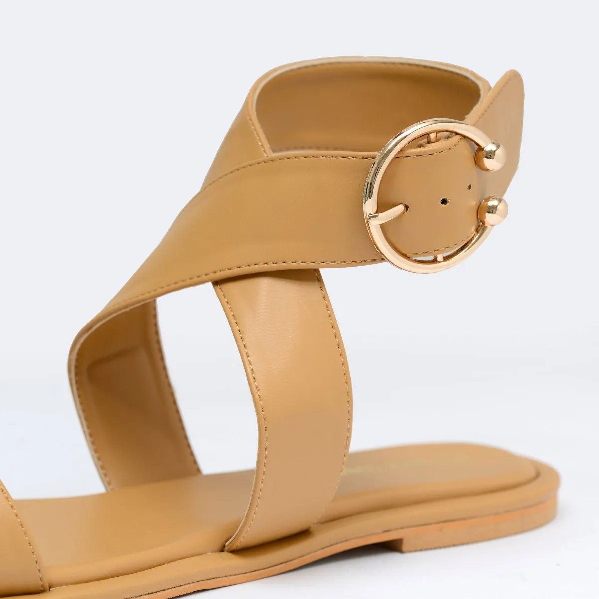 Daffodil cross strap sandals