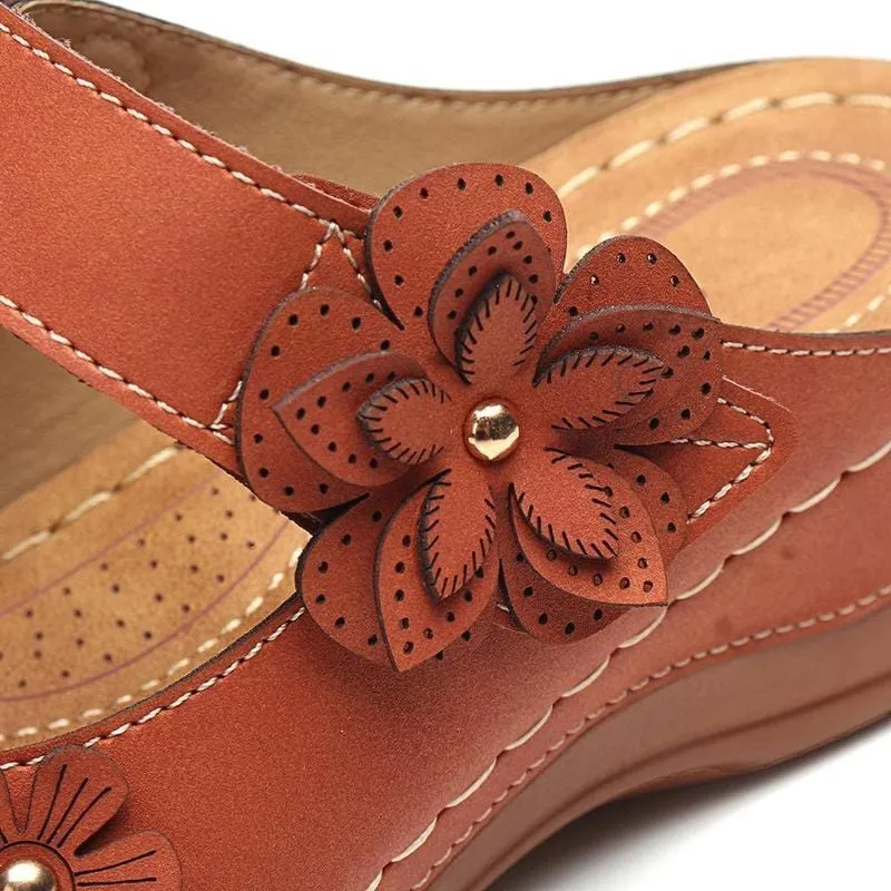 Flat round toe casual sandals for ladies