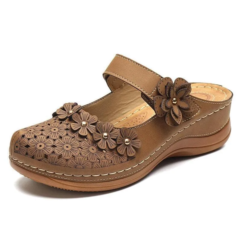 Flat round toe casual sandals for ladies
