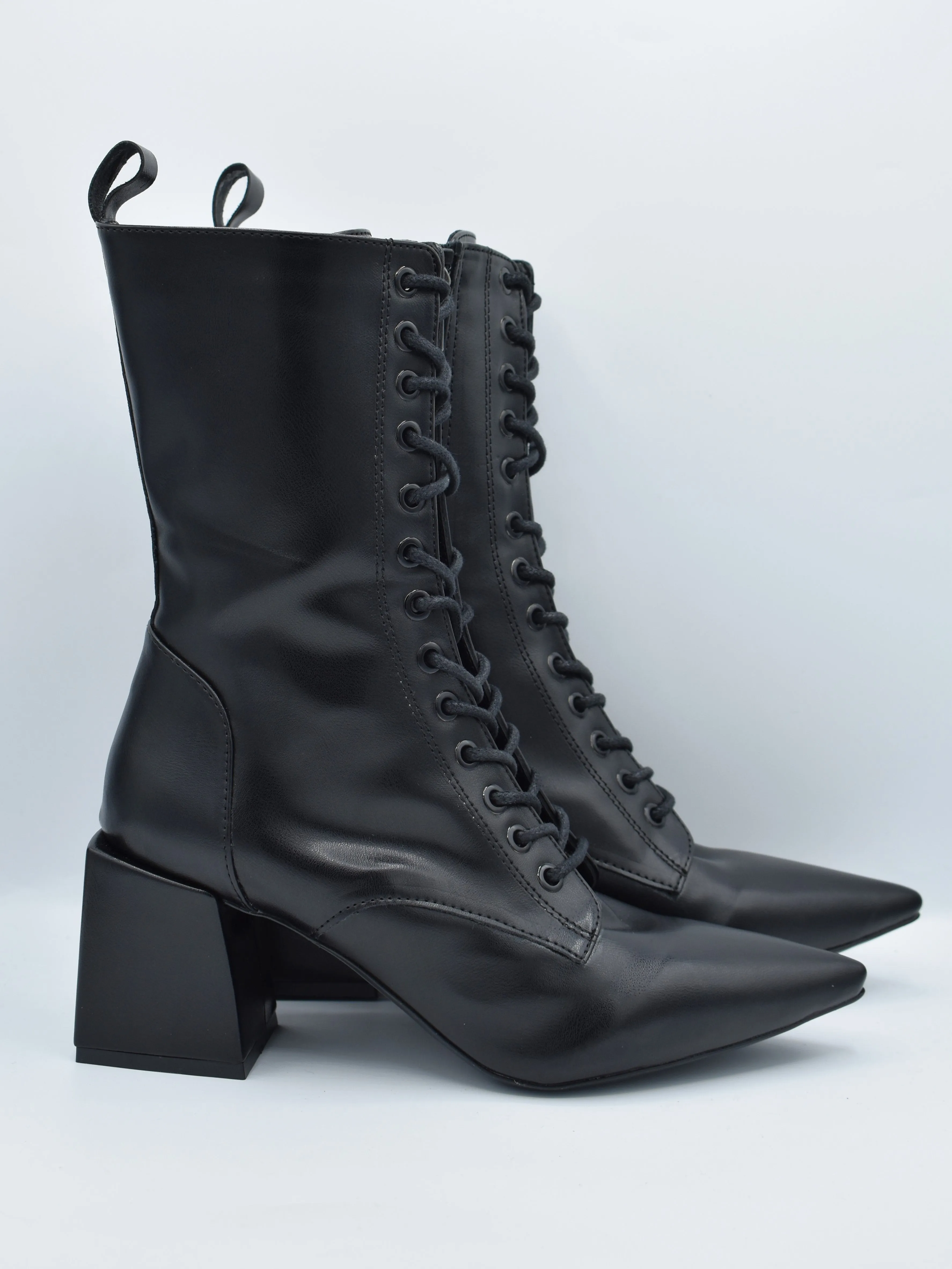 Ghost Host Boots FOXBLOOD