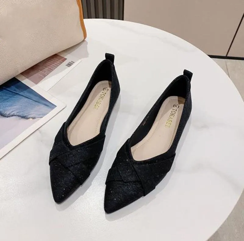 Hnzxzm Fashion Flats for Women Single Shoes Elegant Office Lady Shoes Pointed toe Ballets Women Flats Black Plus Size 41 A4320