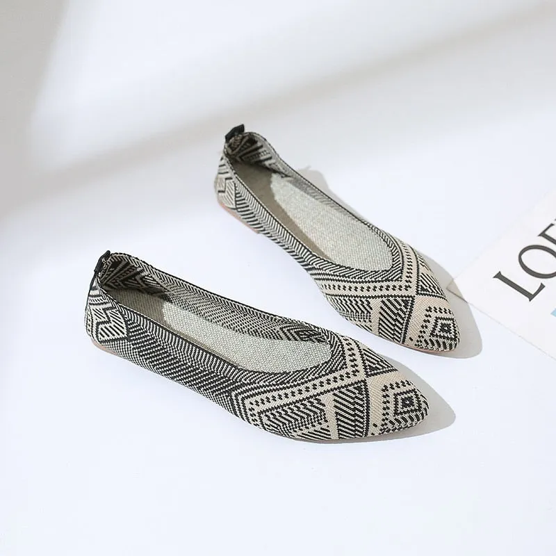 Hnzxzm New Braided Brief Shoes Women Soft Bottom Shallow Pointed Toe Elasticity Flat Bottom Solid Color Hollow Korean Light Loafers