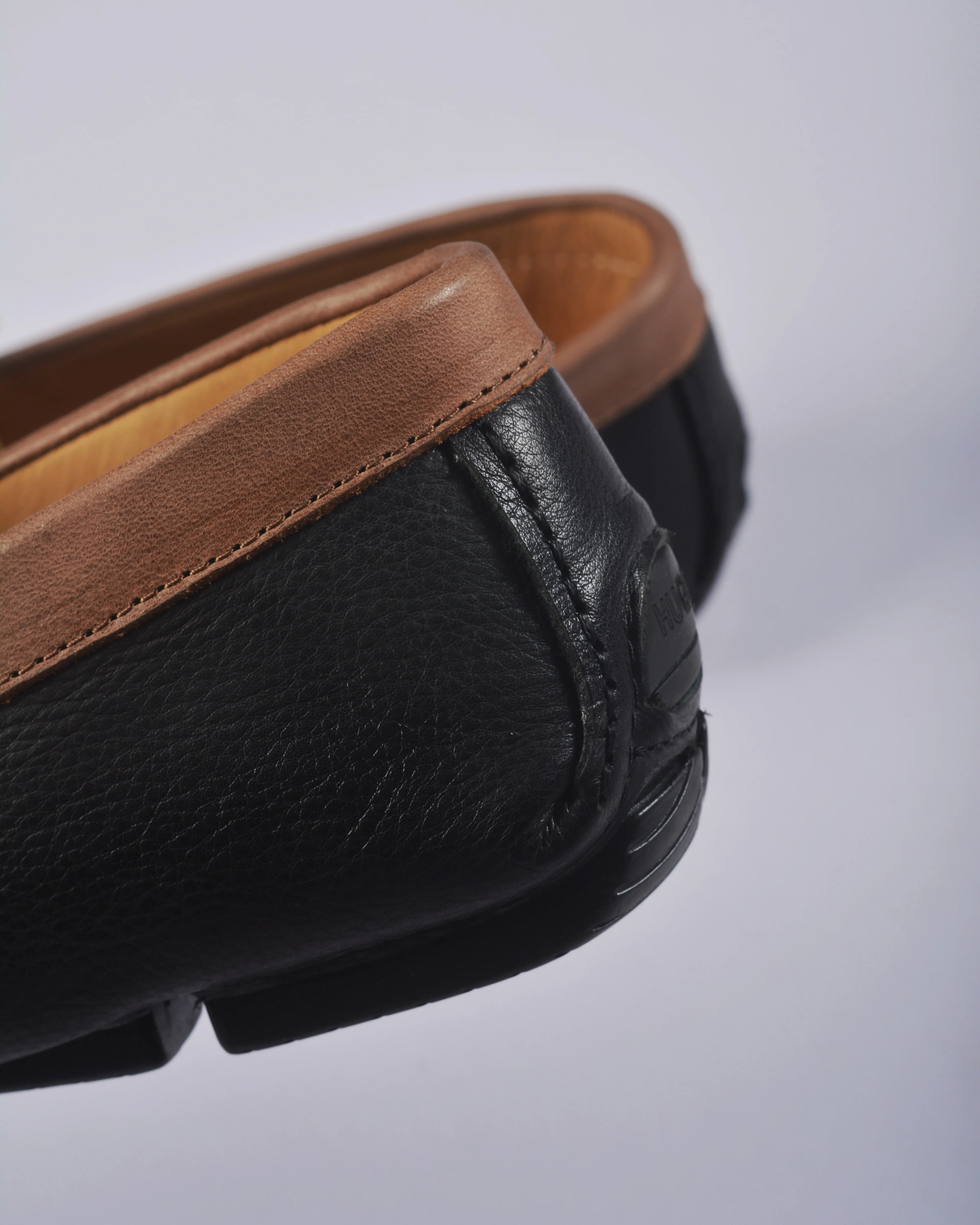 HUGO BRUSH-OFF LEATHER MOCCASINS WITH BRANDED TRIM BLACK/CAMEL