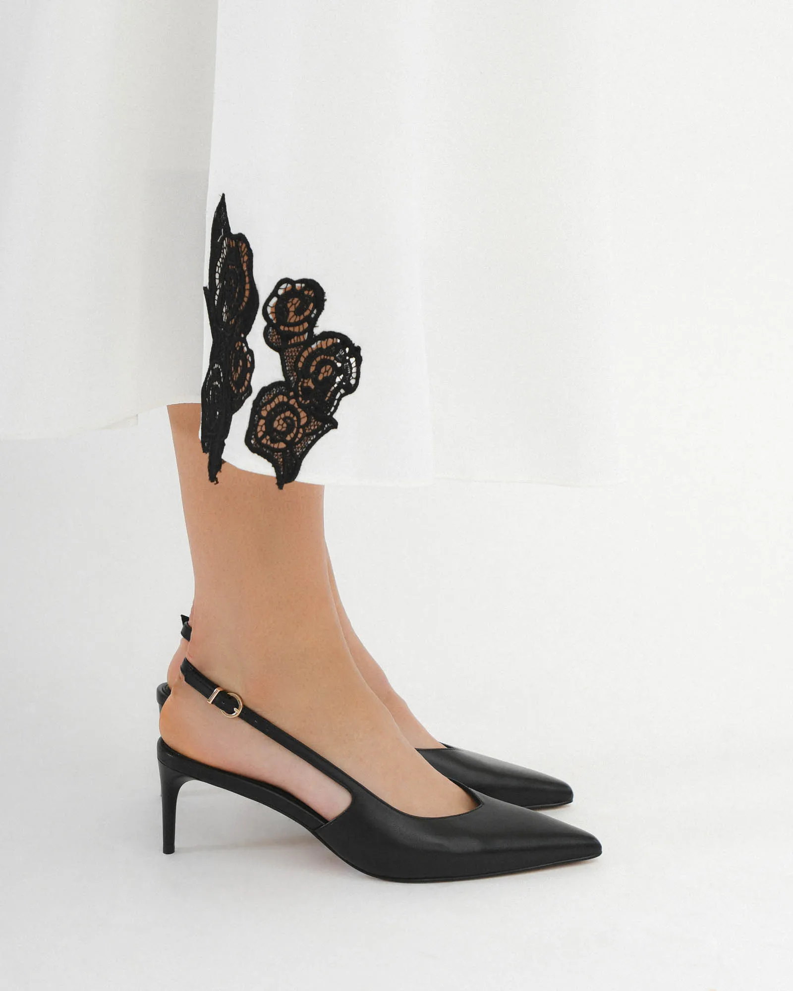 JULIAN MID HEELS BLACK LEATHER