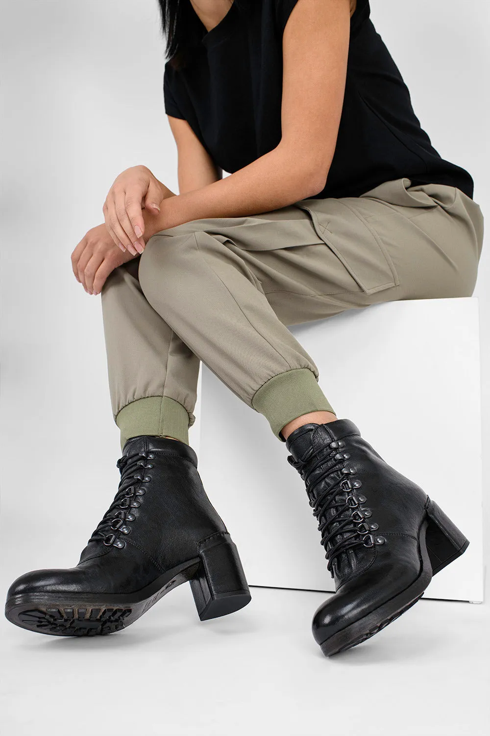 MADISON urban-black lace up boots.