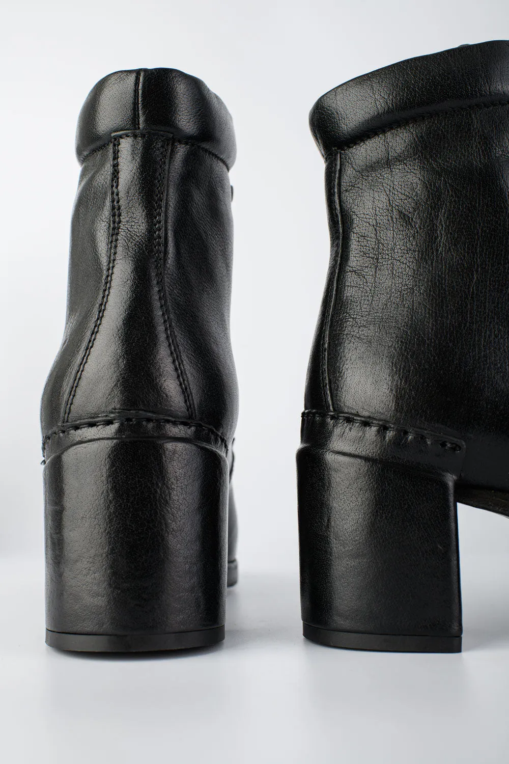 MADISON urban-black lace up boots.