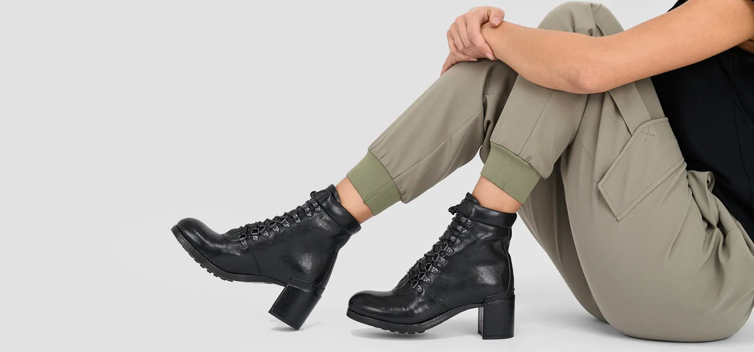MADISON urban-black lace up boots.