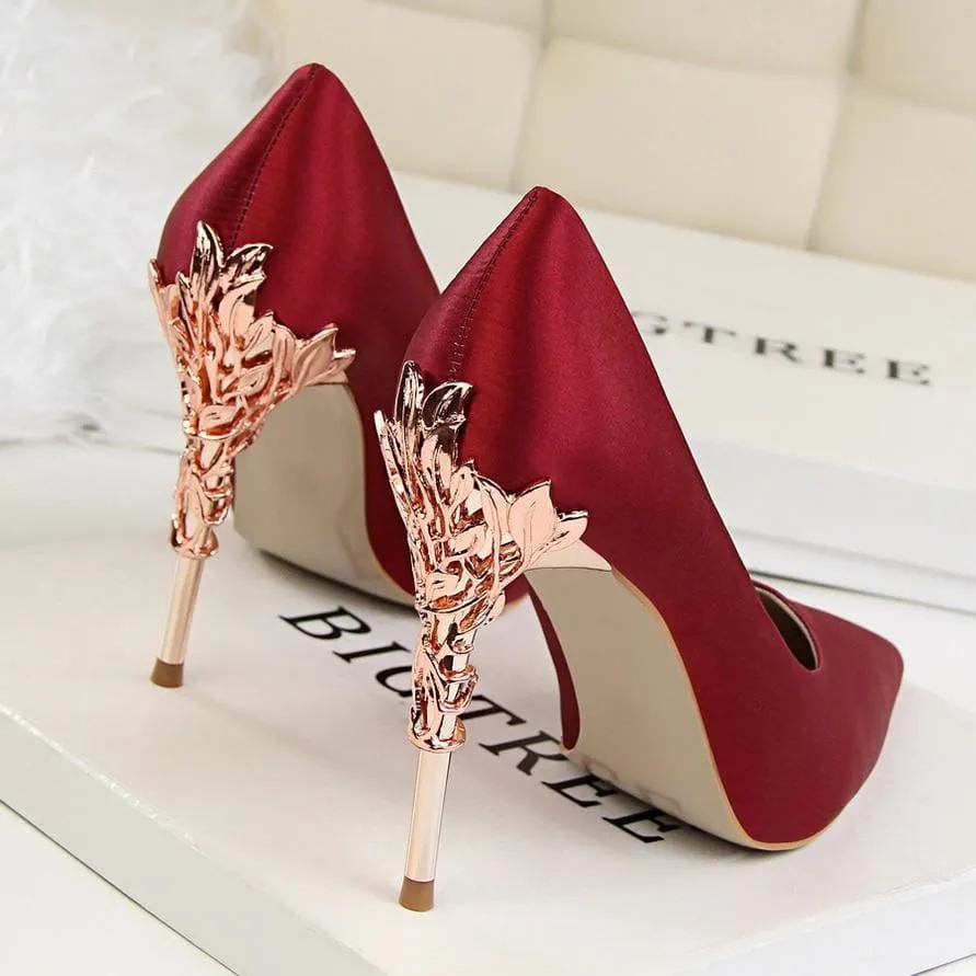 Metal Carved Thin Heel Sexy Pointed Toe Ladies Shoes
