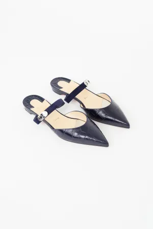 Navy Embossed Choc Lock Flat