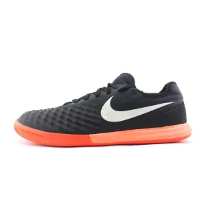 NIKE  MAGISTAX FINALE II IC