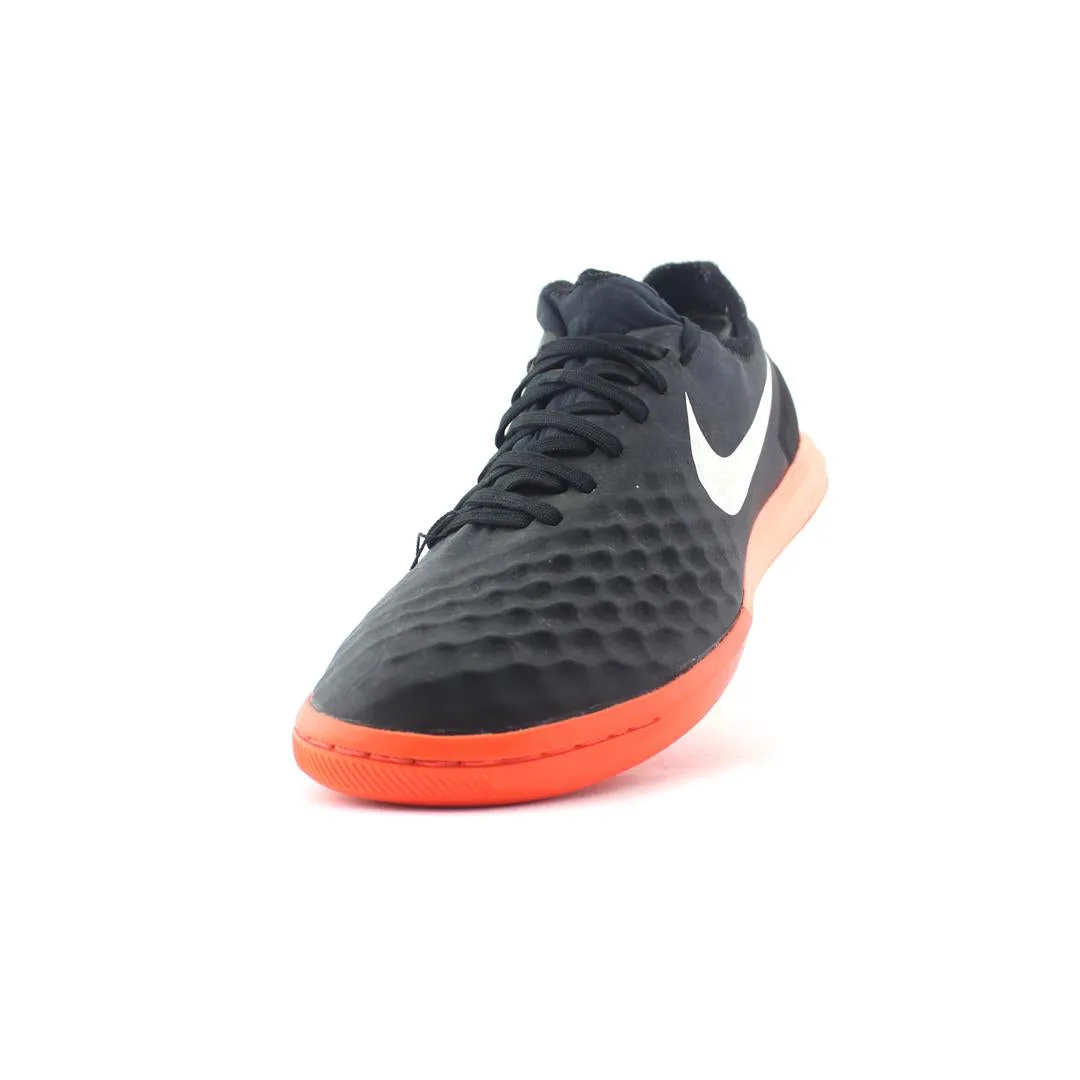 NIKE  MAGISTAX FINALE II IC