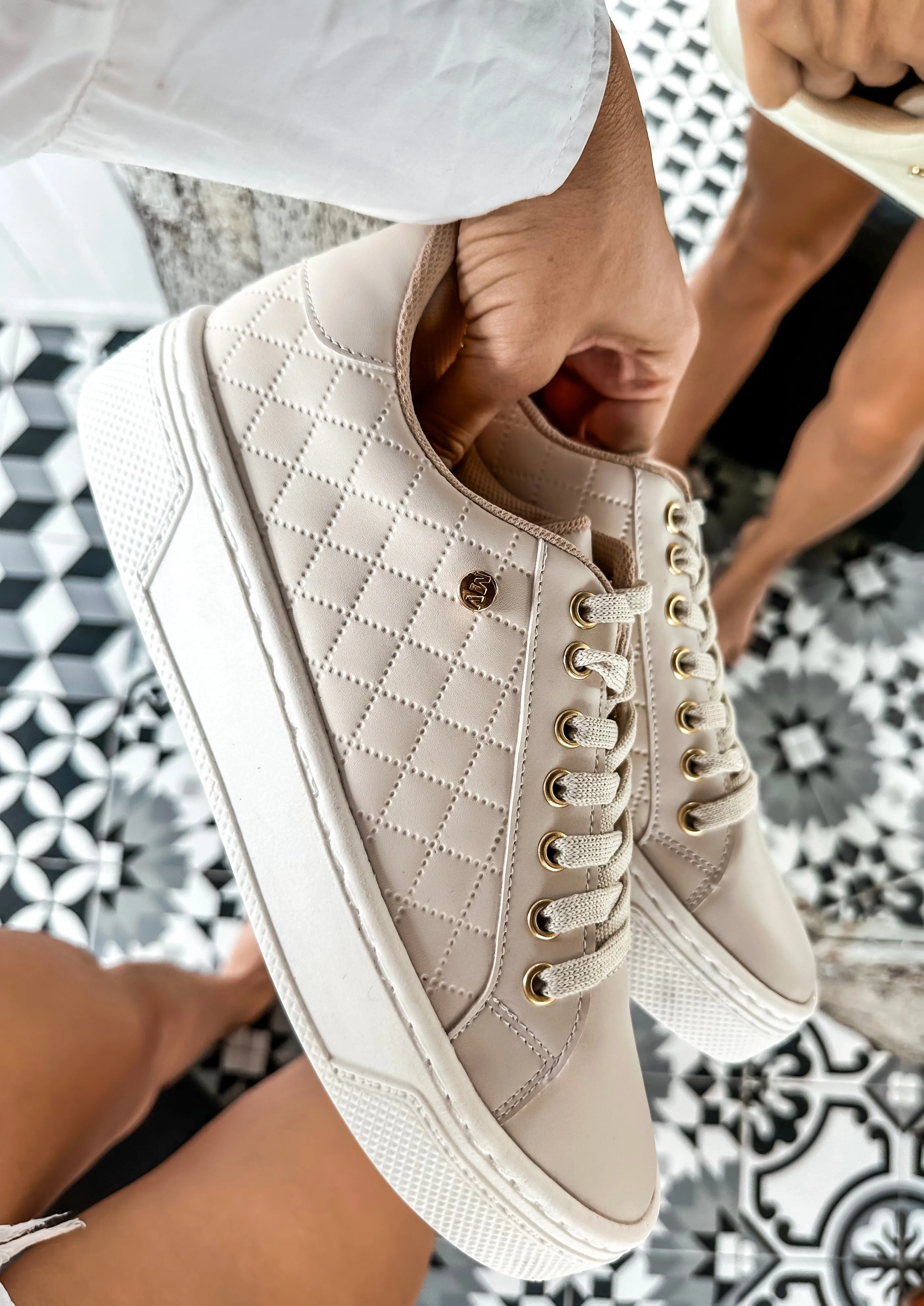 Reno Bold Square Ice Sneakers