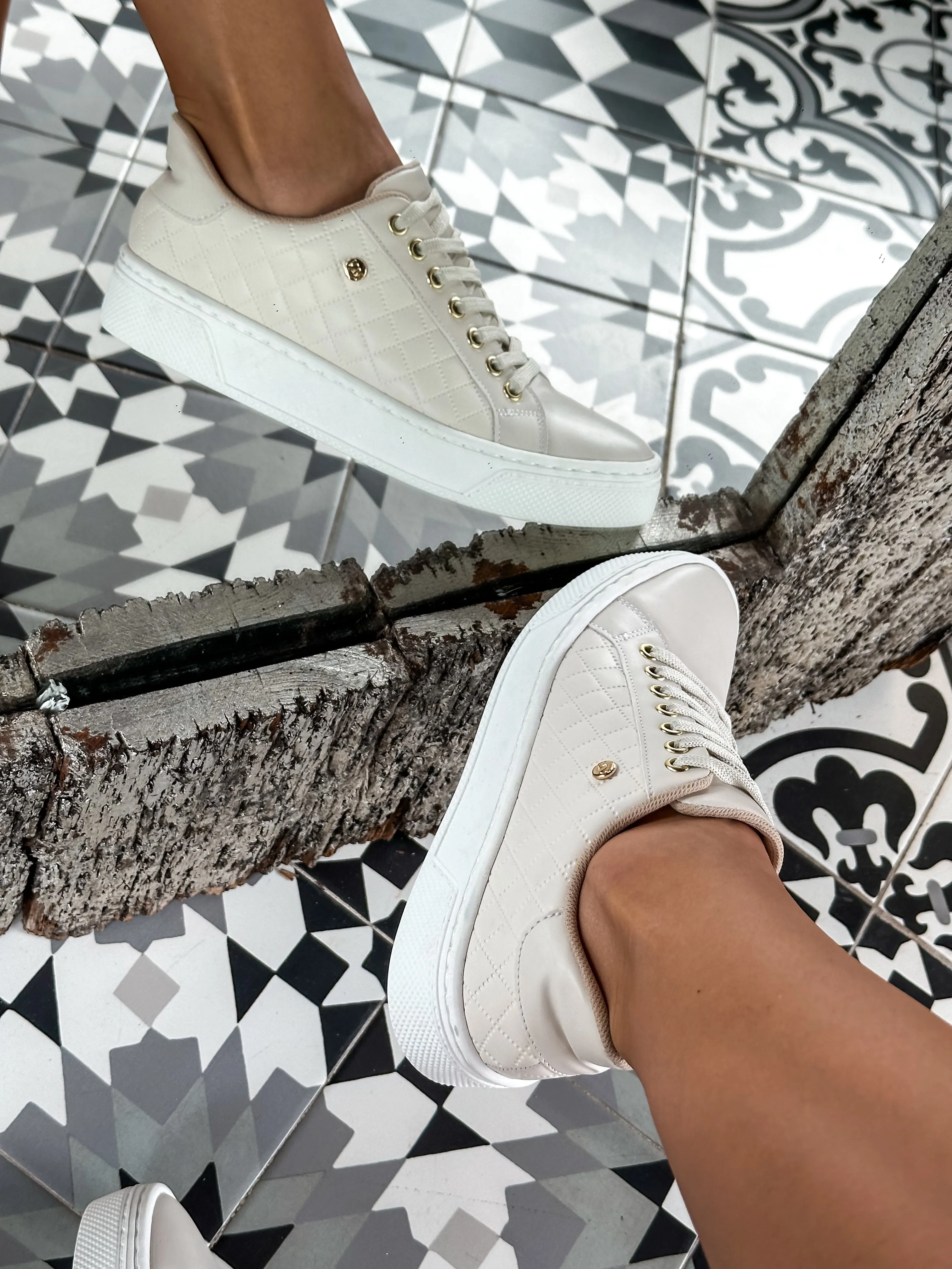 Reno Bold Square Ice Sneakers