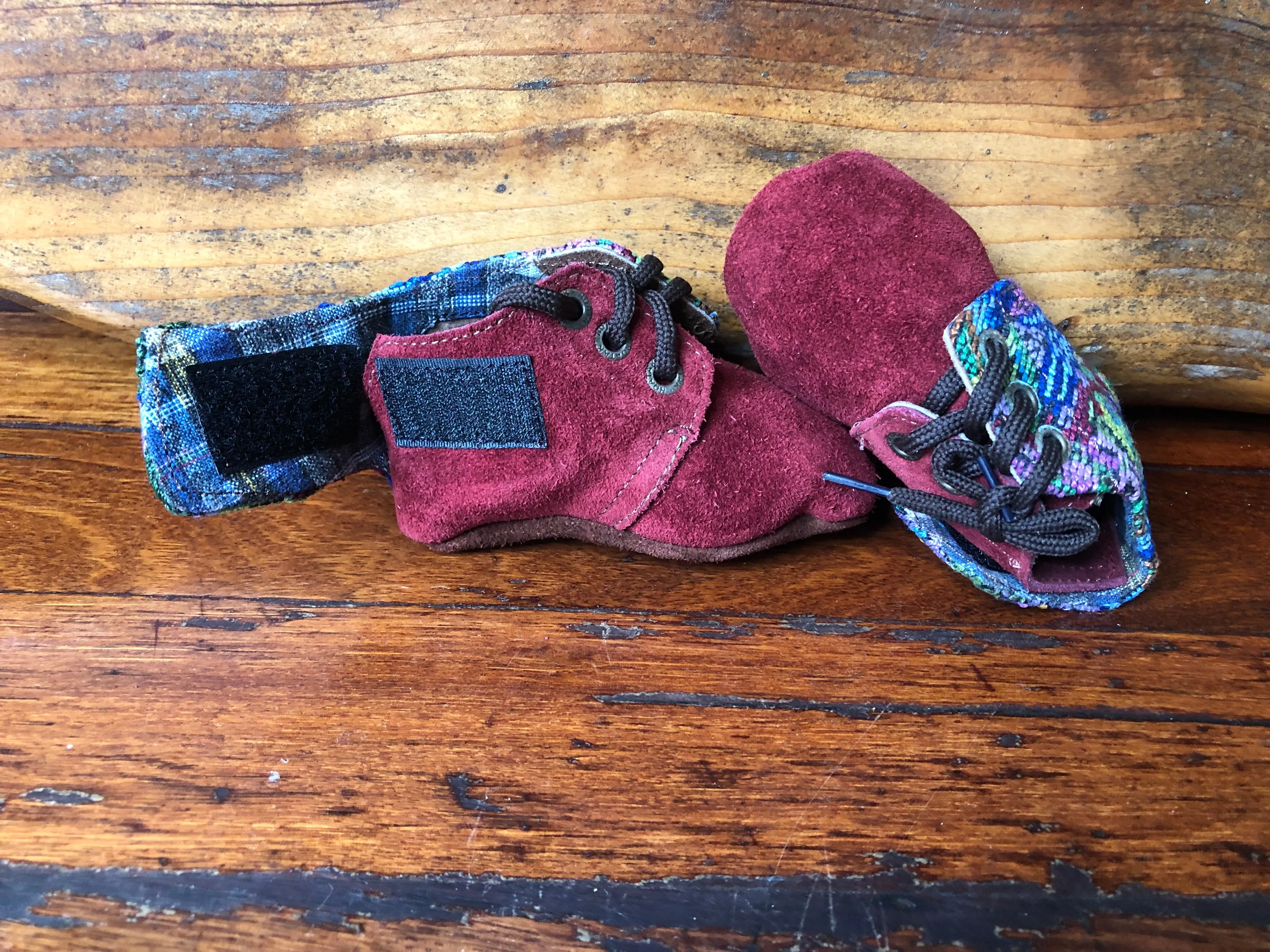 Size 19 Baby Moccasins - Wine with Colours