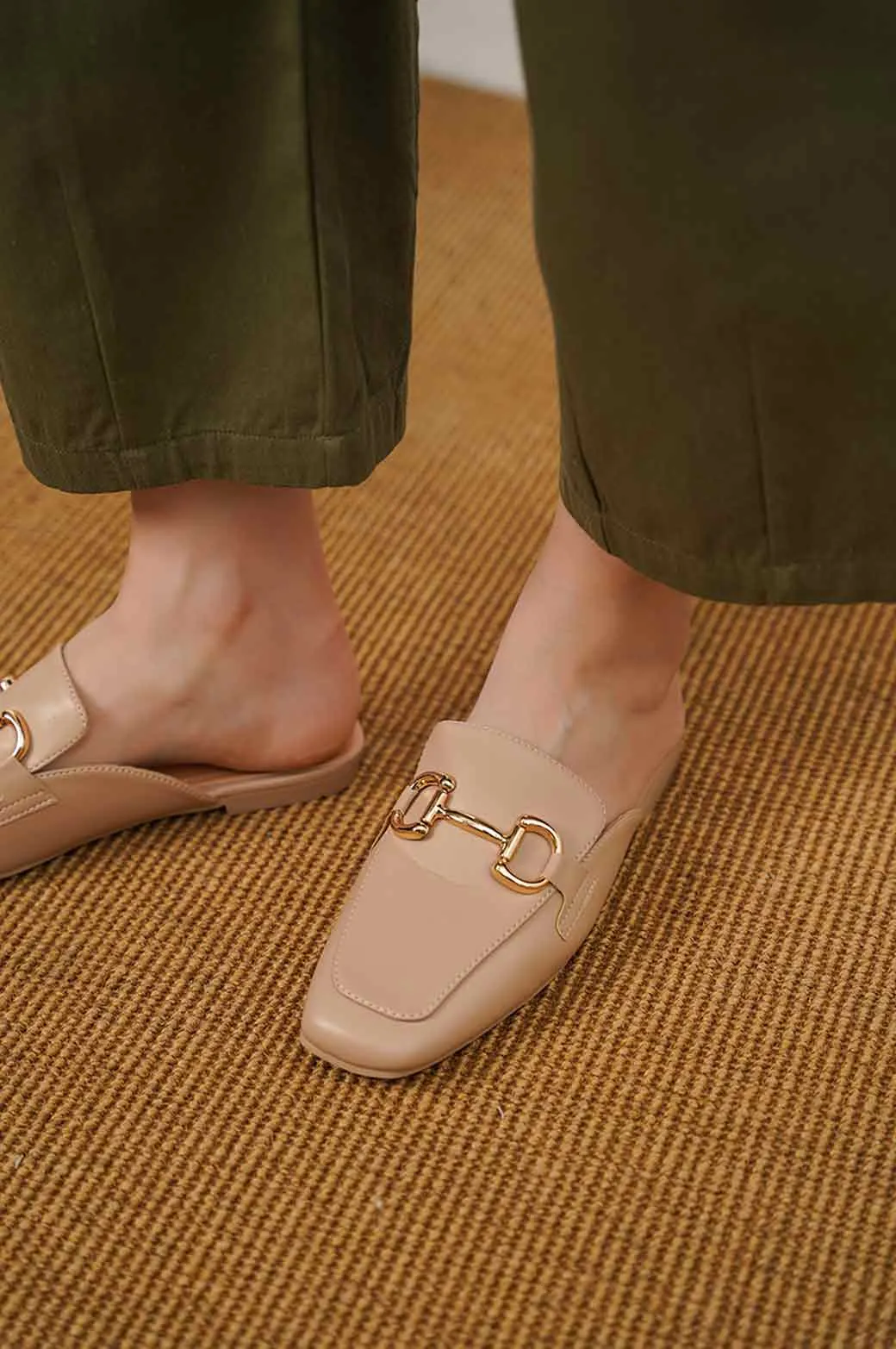 SMART MULES WITH BUCKLE