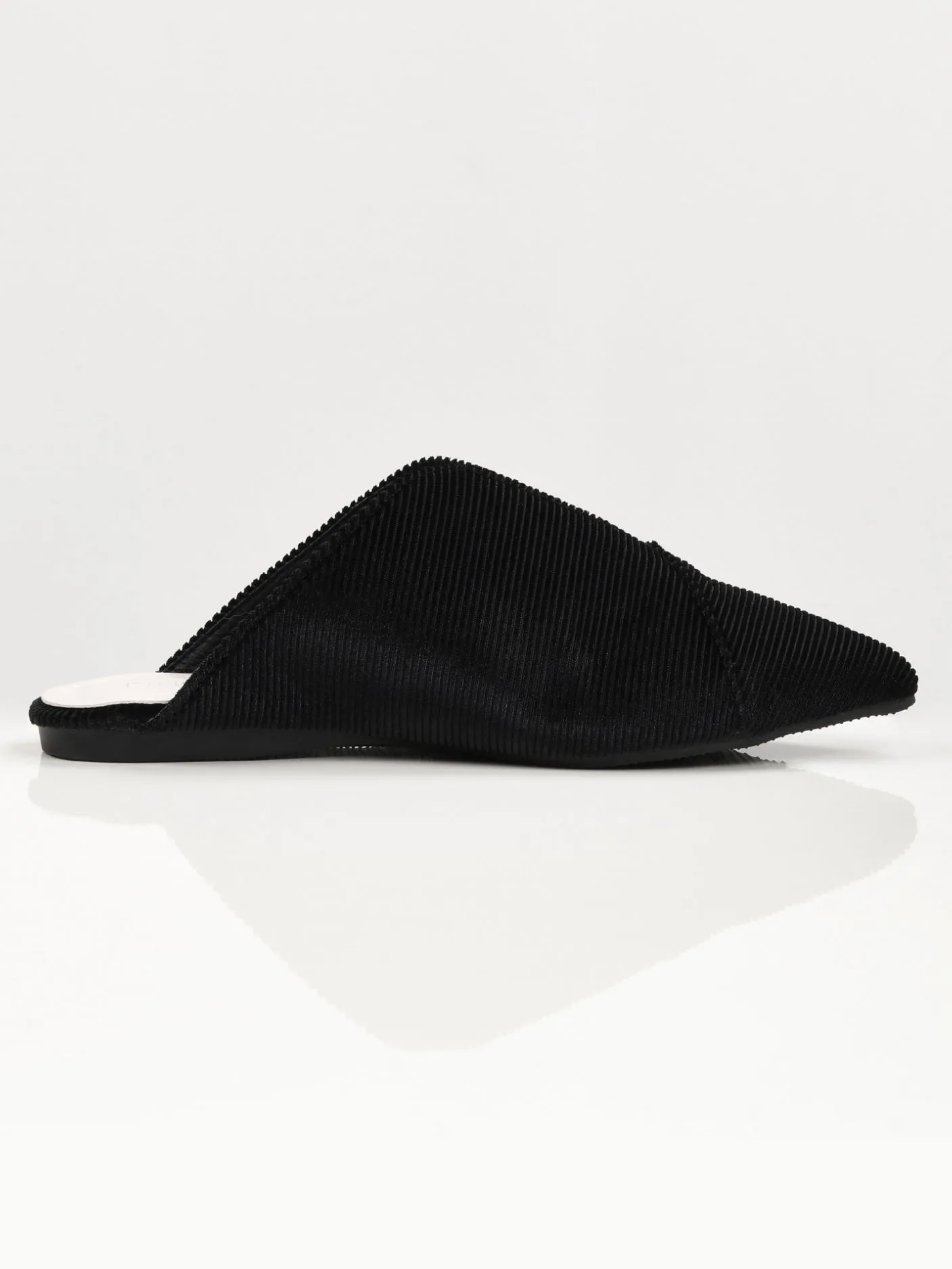Stripe Textured Shoes - Black