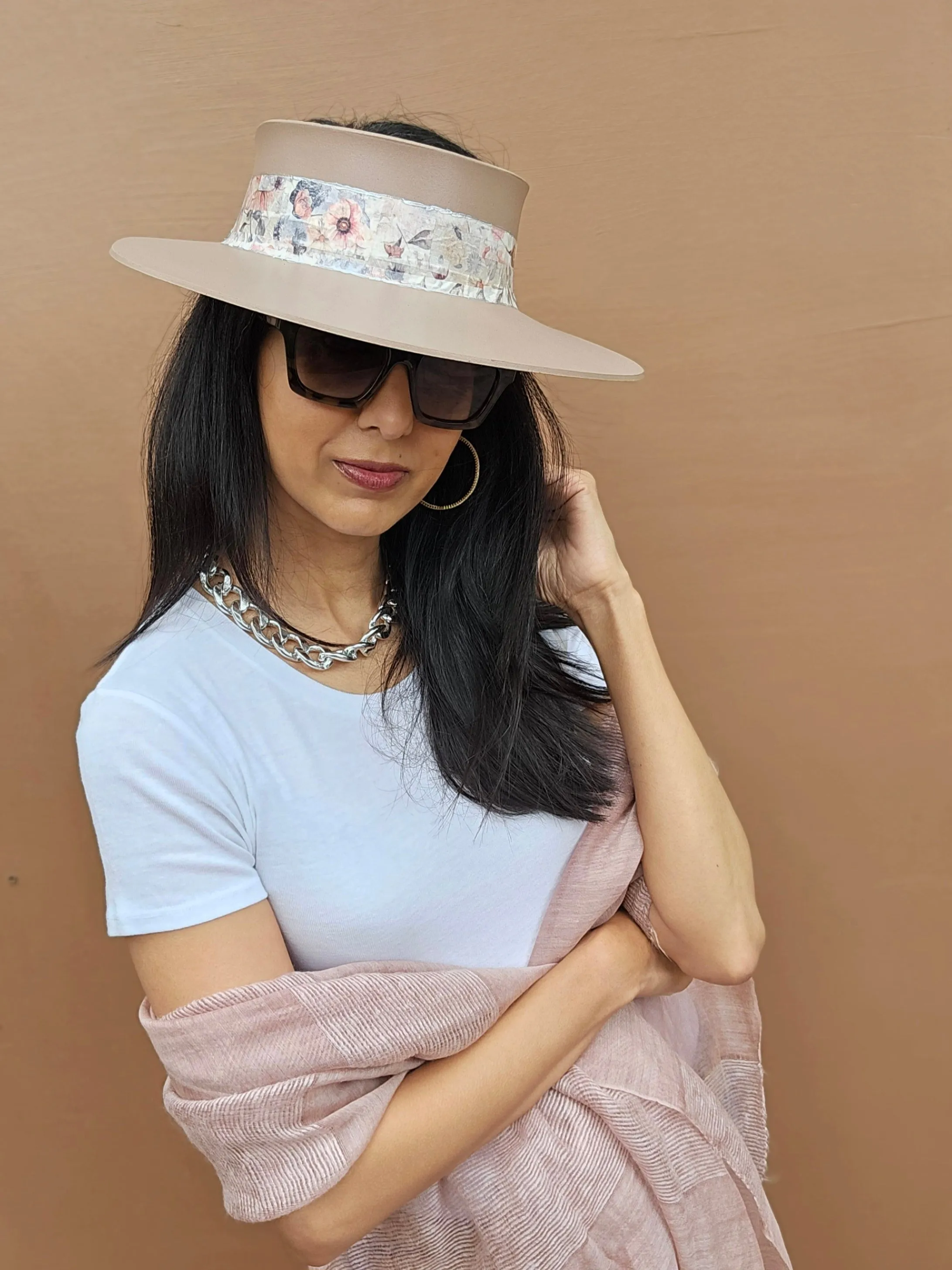 Tall Brown "LadyEVA" Visor Hat with Bold Pink Floral Band