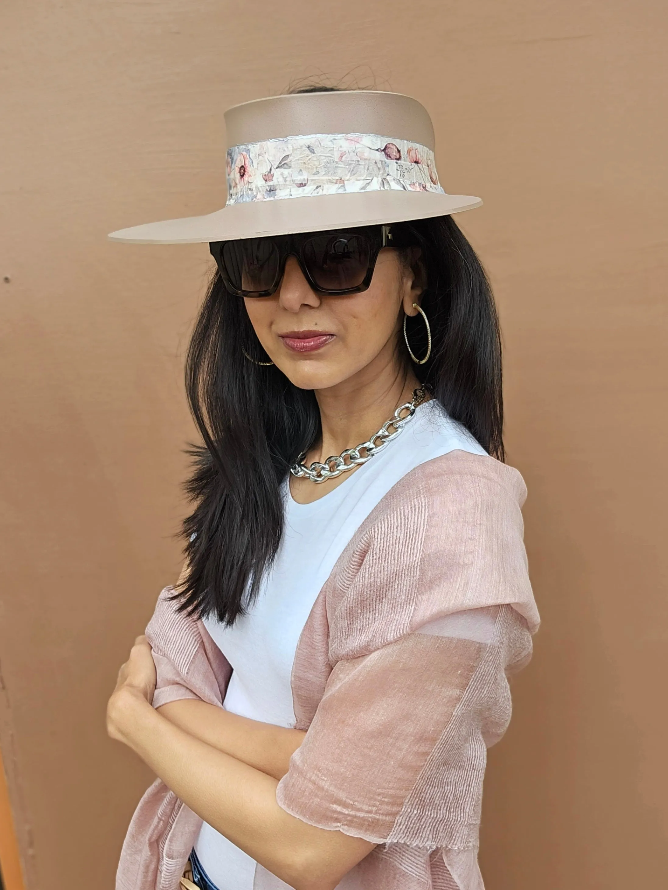 Tall Brown "LadyEVA" Visor Hat with Bold Pink Floral Band