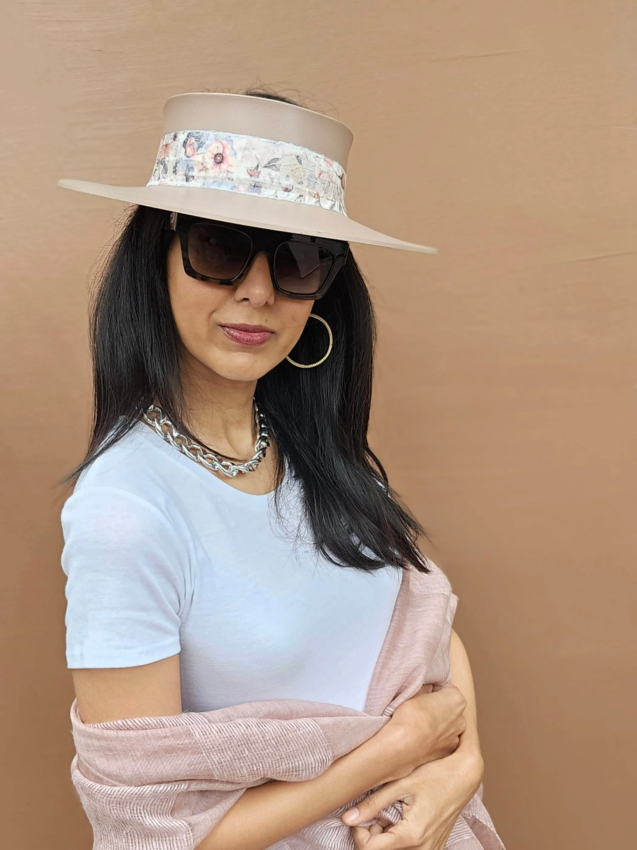 Tall Brown "LadyEVA" Visor Hat with Bold Pink Floral Band