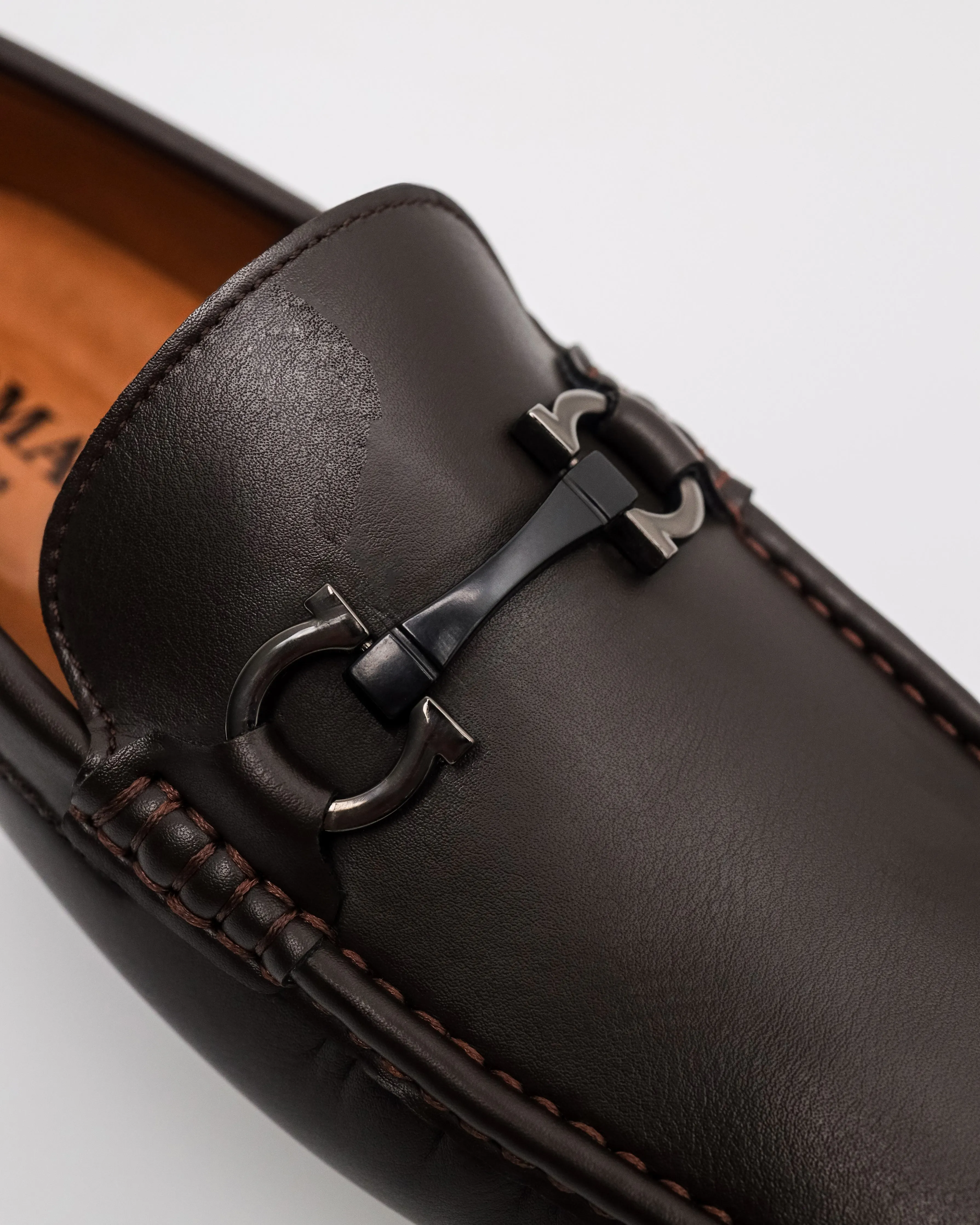 Tomaz C665 Men's Buckle Plate Moccasins