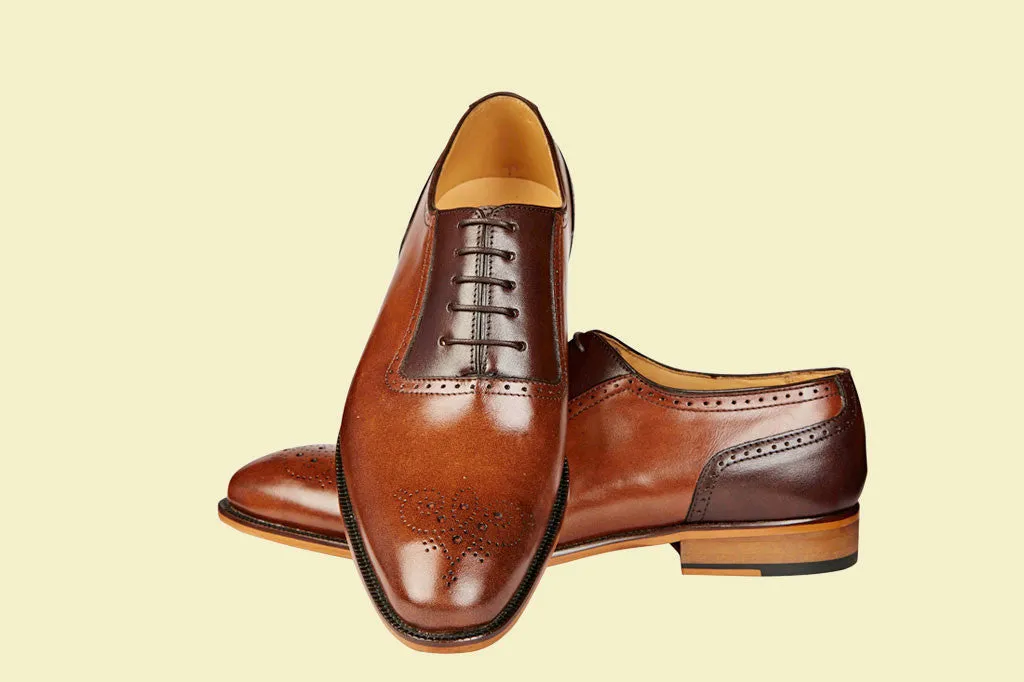 Two Tone Oxford with flower punch on toe