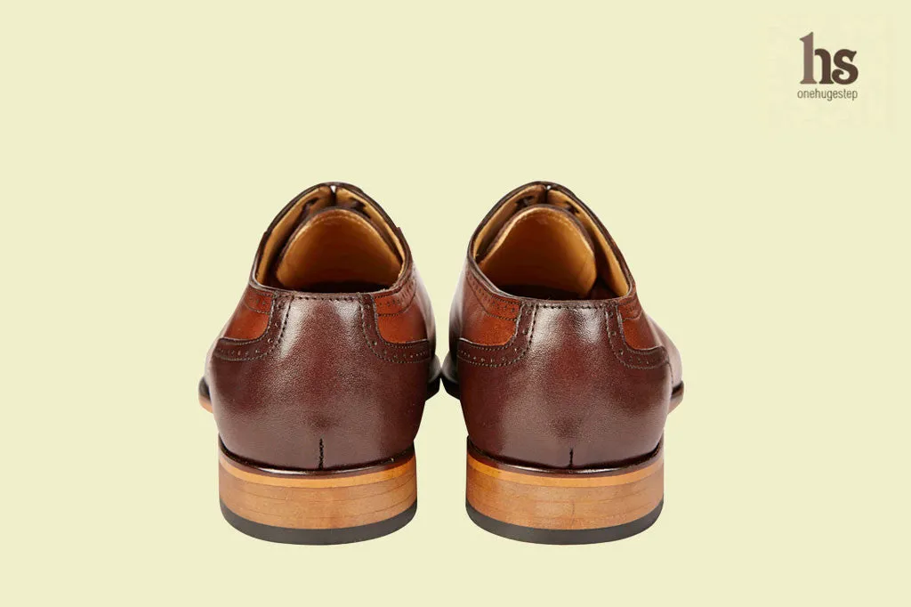 Two Tone Oxford with flower punch on toe