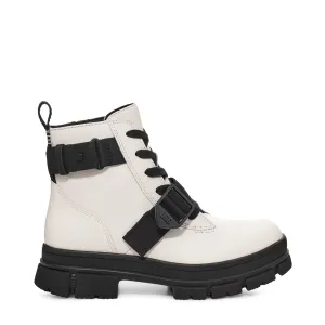 UGG Ashton Lace Up