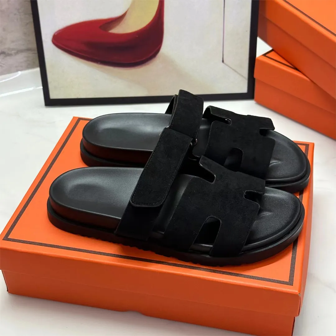 Uniqcomfy Solid Strappy Wide Size Flats Slide Sandals