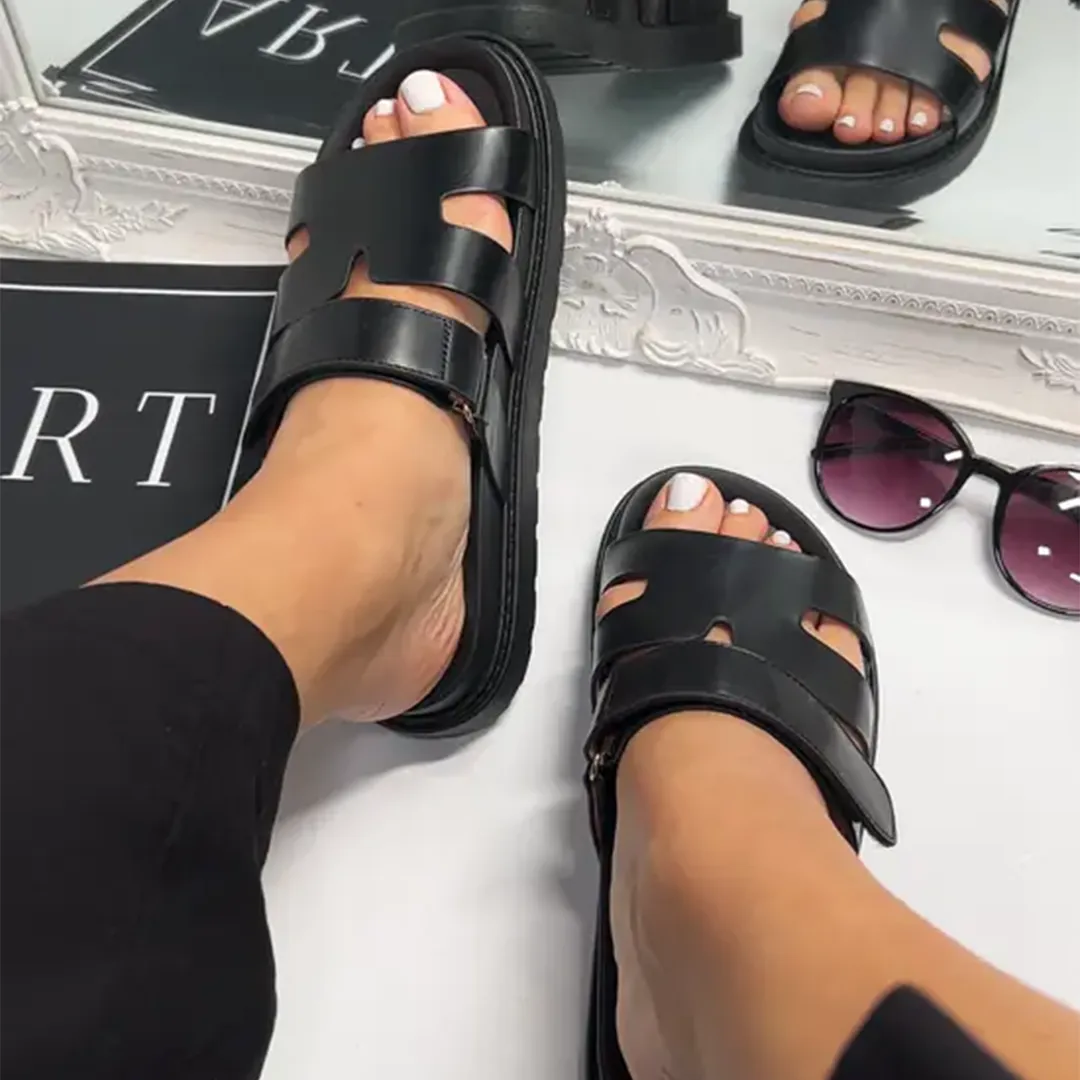Uniqcomfy Solid Strappy Wide Size Flats Slide Sandals