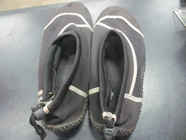Used Black Water Shoes Size 10