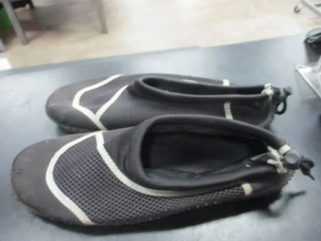 Used Black Water Shoes Size 10