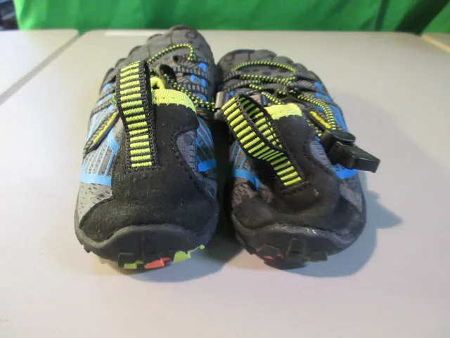 Used Ubfen Water Shoes Size 32