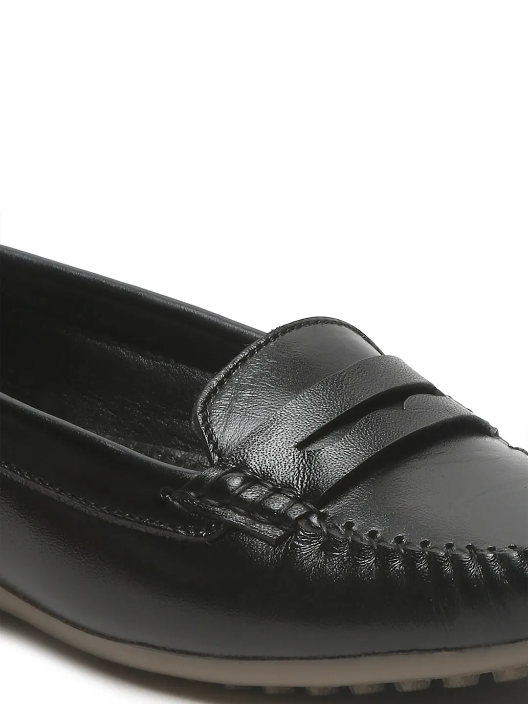 Women's Black Solid Leather Ballet Flat Shoes