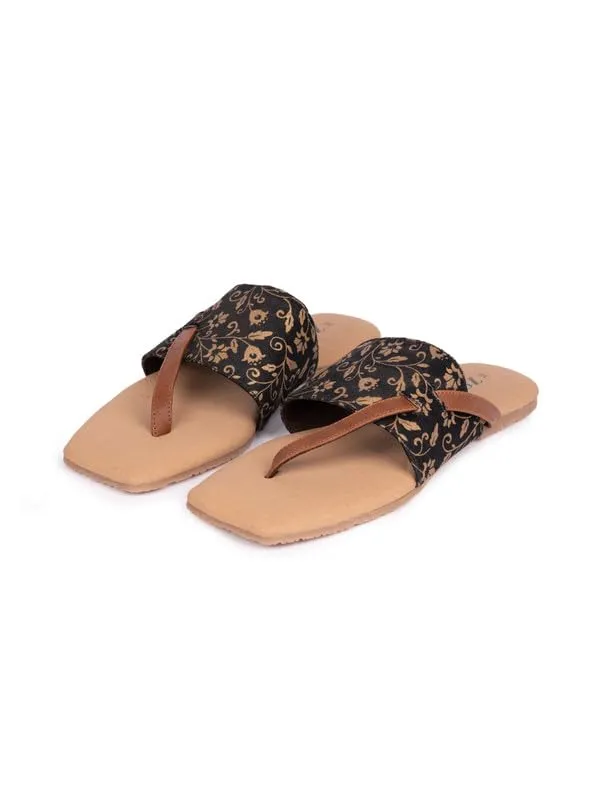 ZOUK Handcrafted Srinagar Garden Side Toe Flats Black